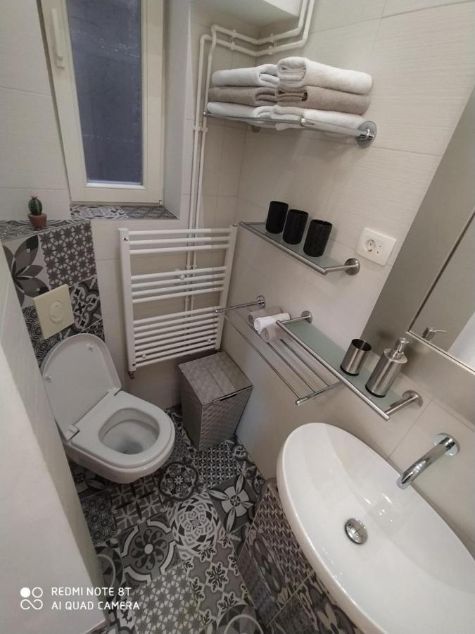 Apartment Zrinjevac ซาเกร็บ ภายนอก รูปภาพ