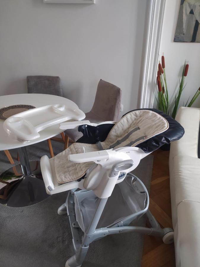 Apartment Zrinjevac ซาเกร็บ ภายนอก รูปภาพ