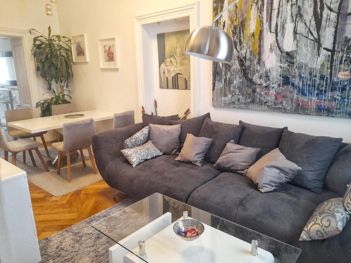 Apartment Zrinjevac ซาเกร็บ ภายนอก รูปภาพ
