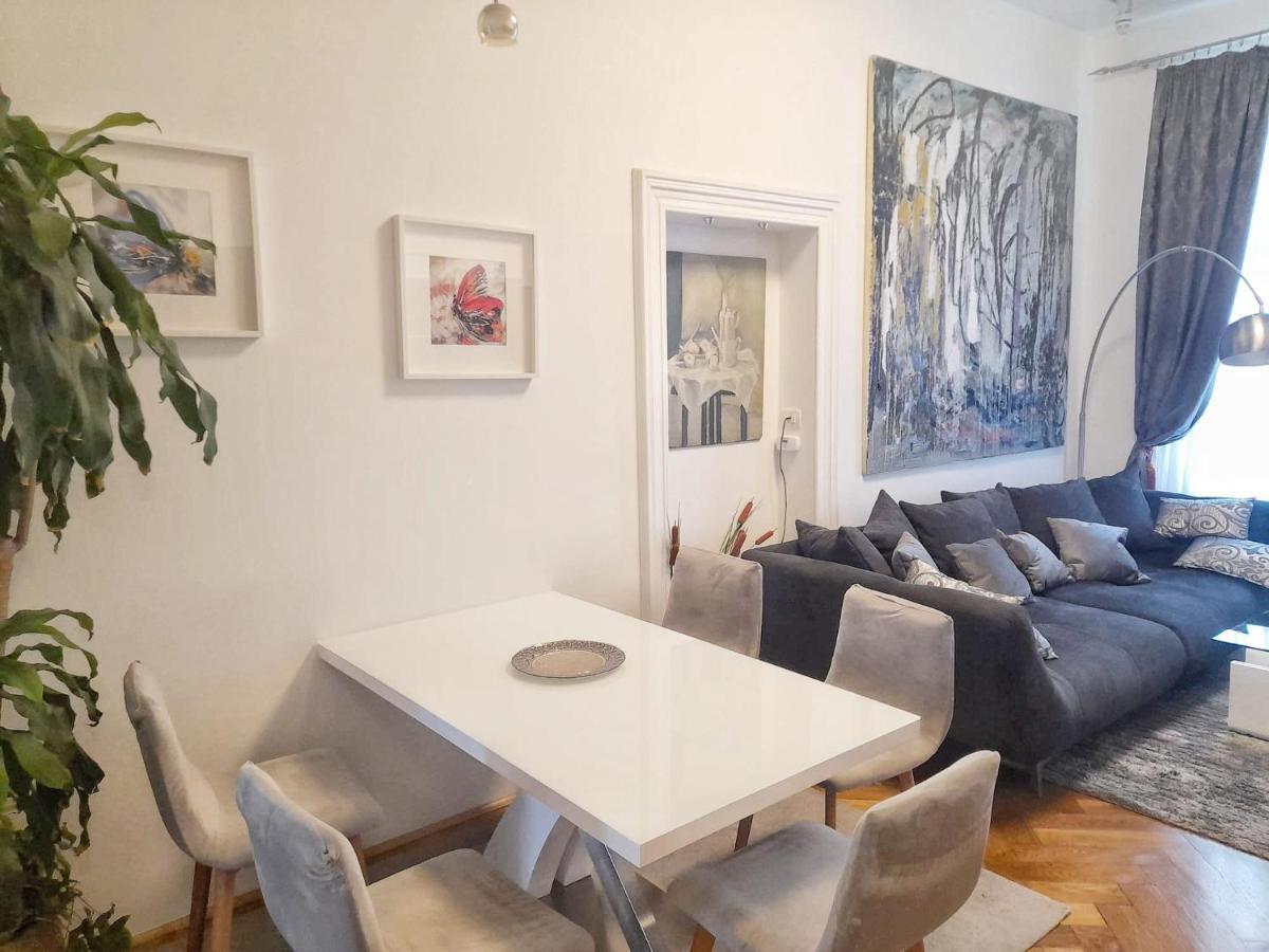 Apartment Zrinjevac ซาเกร็บ ภายนอก รูปภาพ