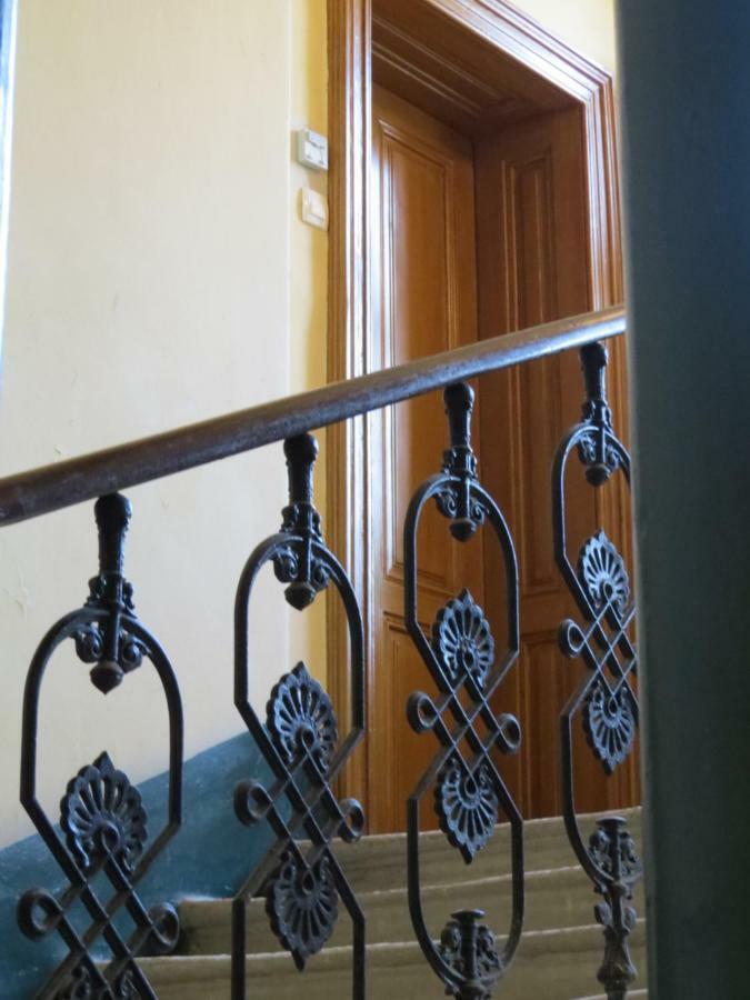 Apartment Zrinjevac ซาเกร็บ ภายนอก รูปภาพ
