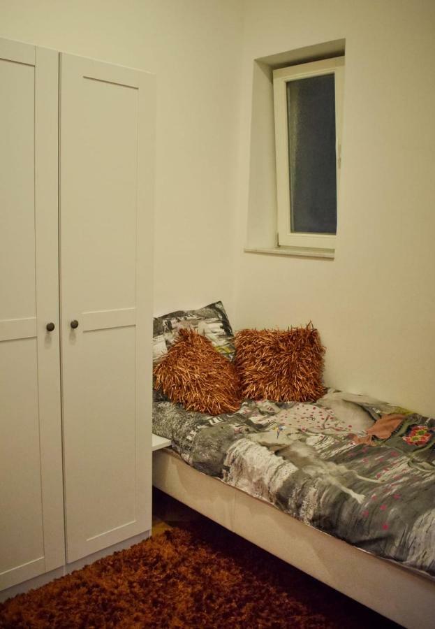 Apartment Zrinjevac ซาเกร็บ ภายนอก รูปภาพ